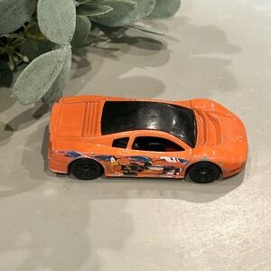 Matchbox VW W12 Concept‎ Daffy Duck Edition Diecast Car